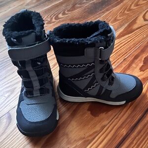 Merrell Toddler Gray and Black Snow Boots